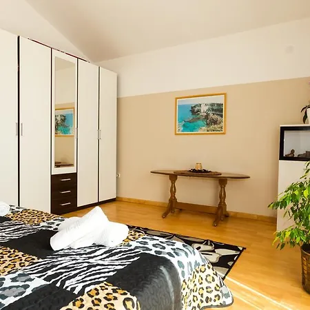 Orange Apartamento *
