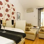 Orange Apartament *
