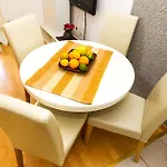 Orange Apartament