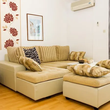 شقة Orange زادار