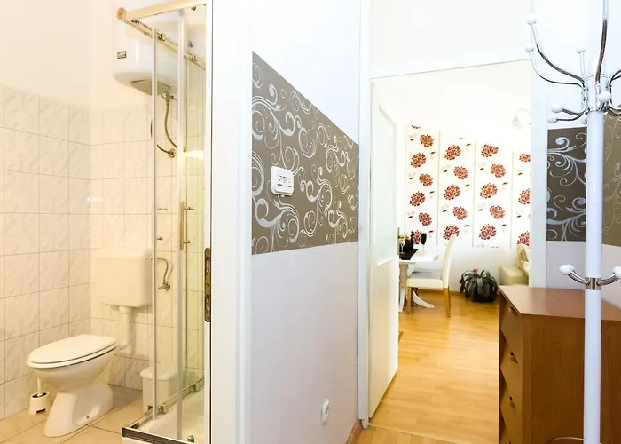 شقة Orange زادار