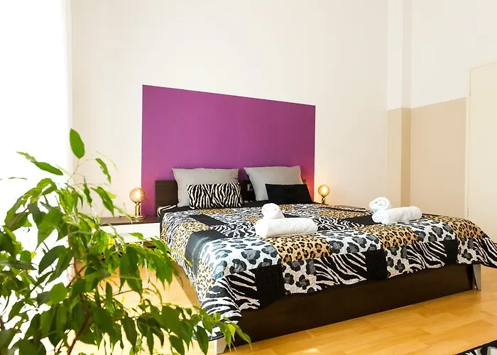 شقة Orange زادار